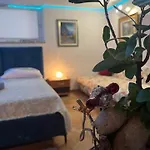 Taverna Coctel Apartment Porec