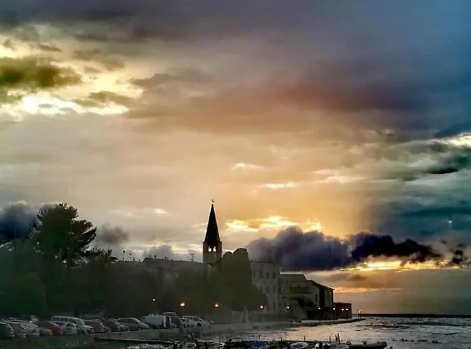 Апартаменти Taverna Coctel *