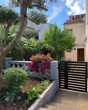 Taverna Coctel Apartment Porec